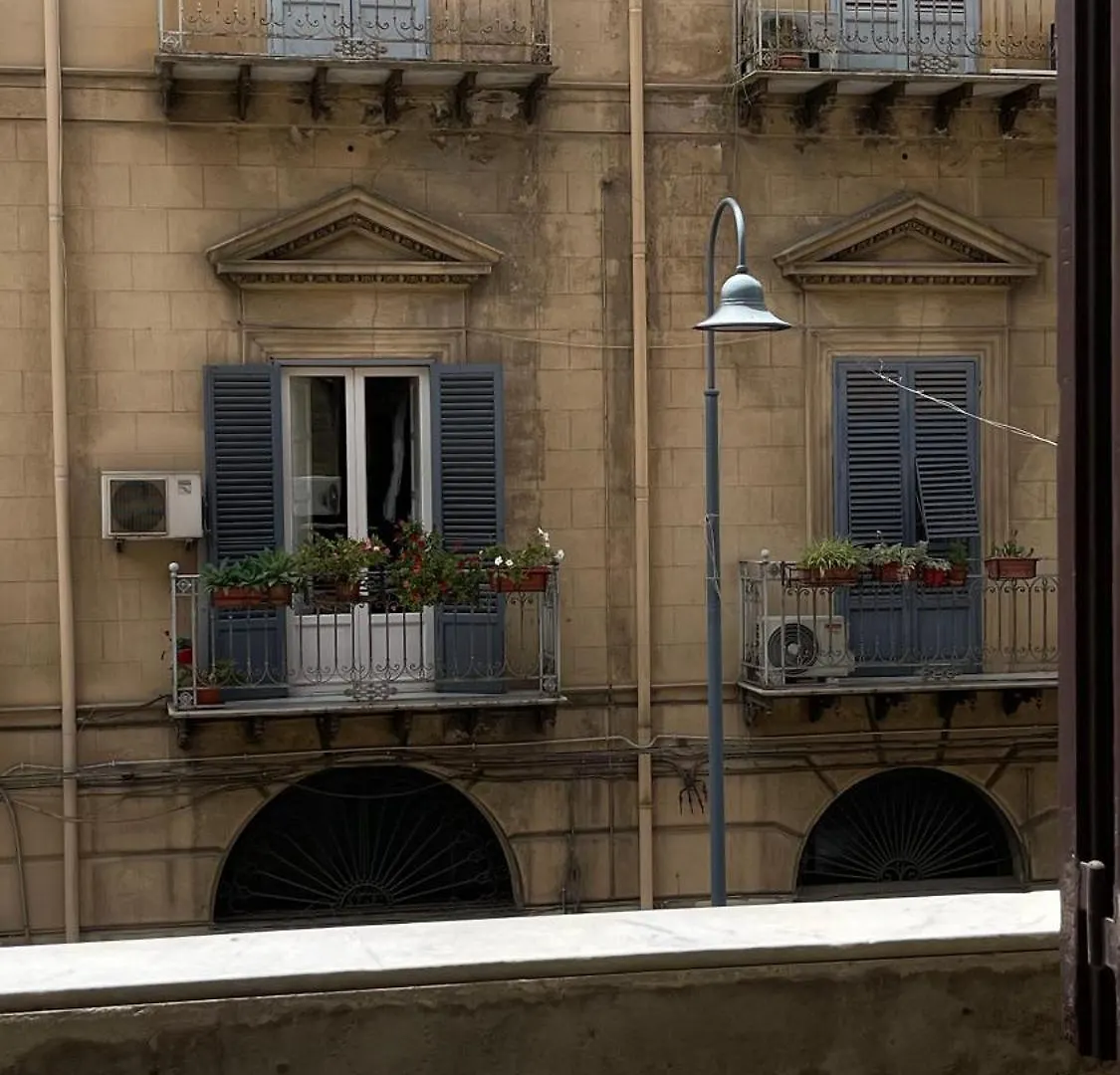 Pensión Hotel Donnafrancaflorio Palermo